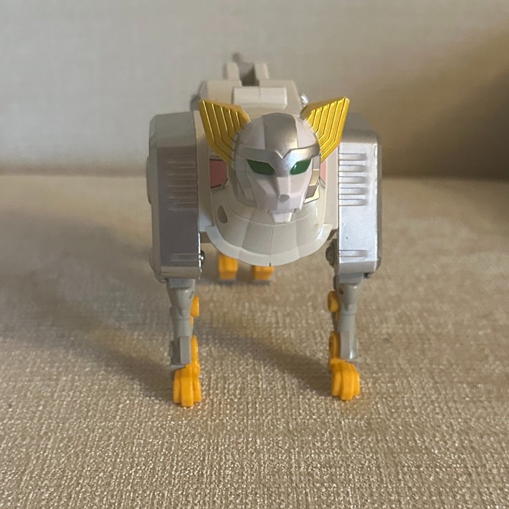 Vintage Power Rangers Lost Galaxy Megazoid Yellow Wolf Zord